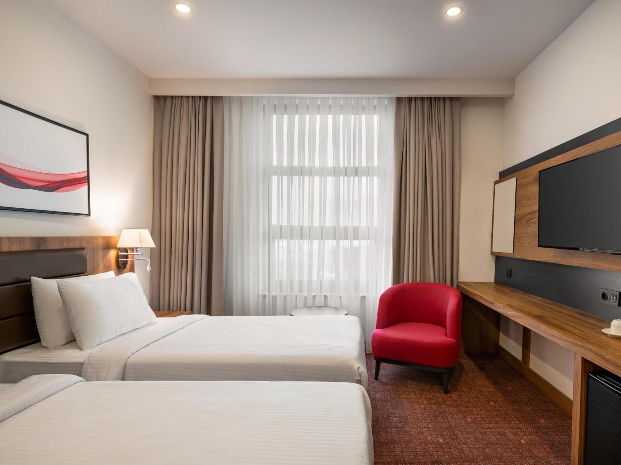 Ramada By Wyndham Karacabey Hotel Bursa Bagian luar foto