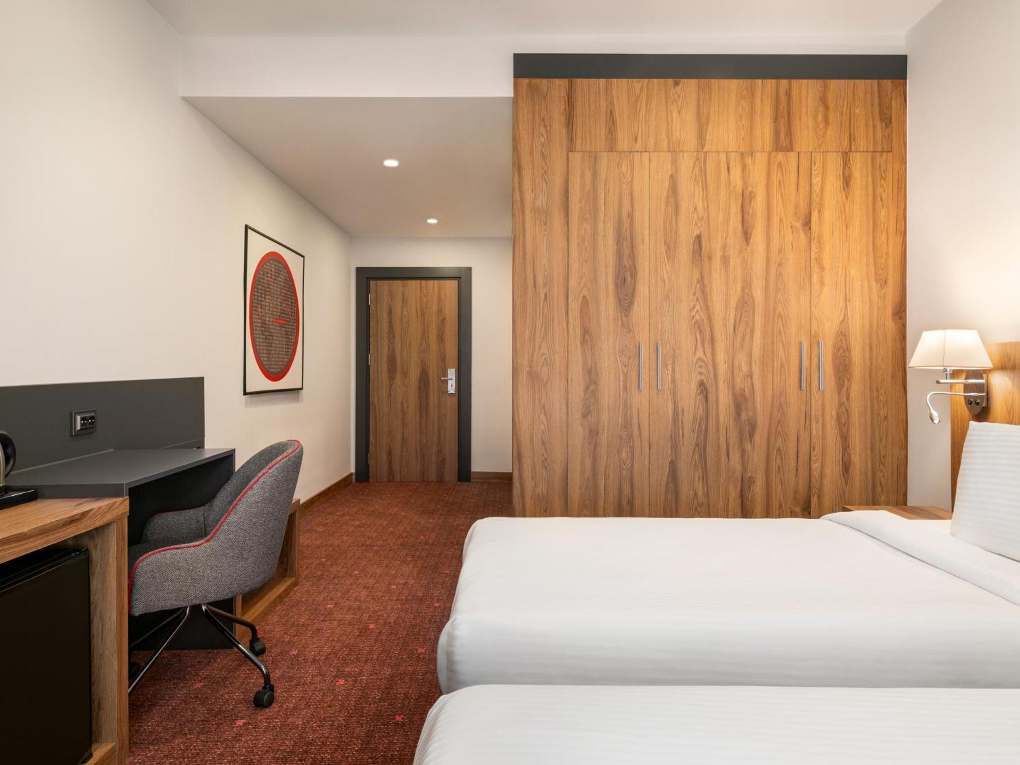 Ramada By Wyndham Karacabey Hotel Bursa Bagian luar foto