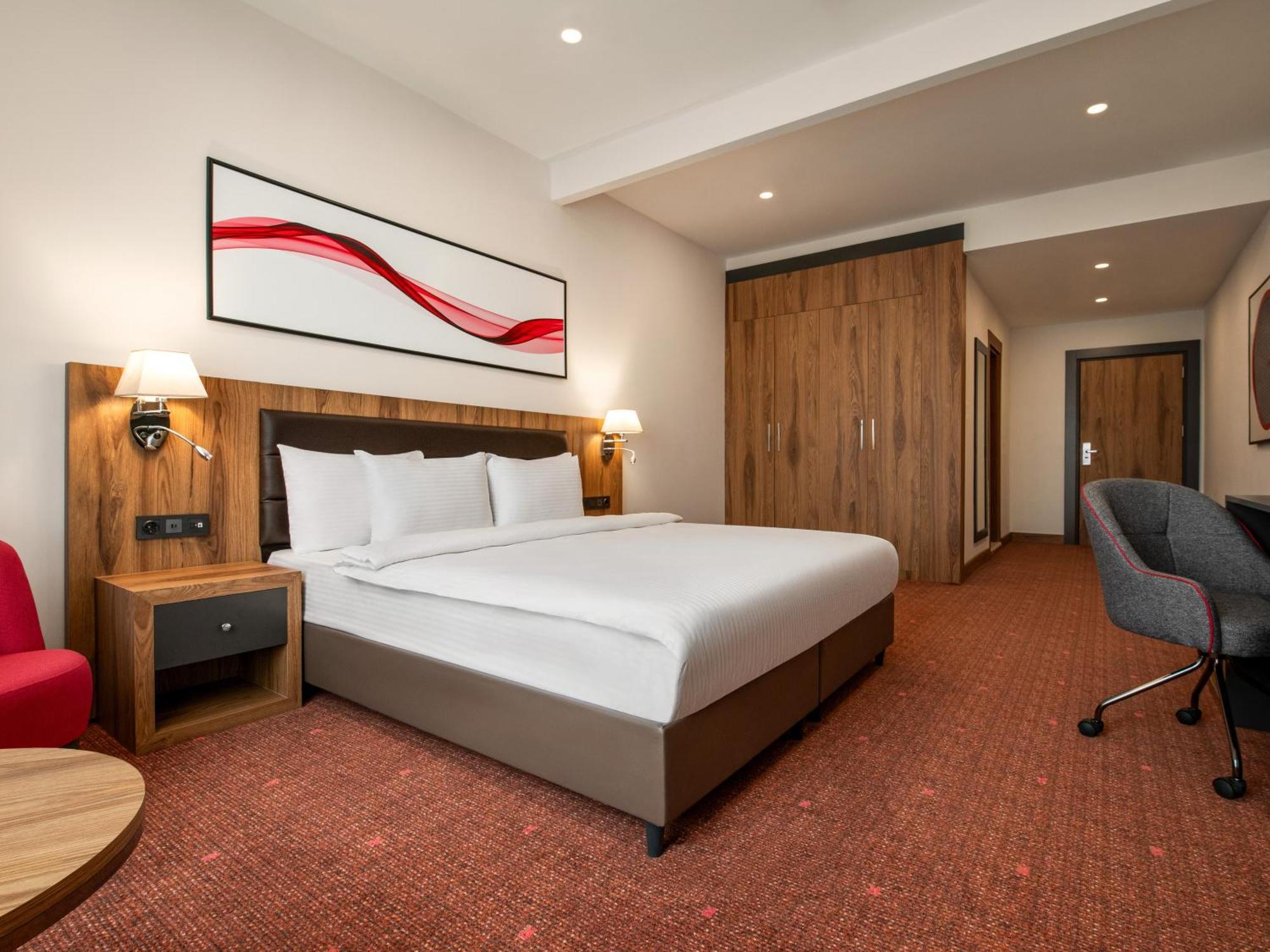 Ramada By Wyndham Karacabey Hotel Bursa Bagian luar foto